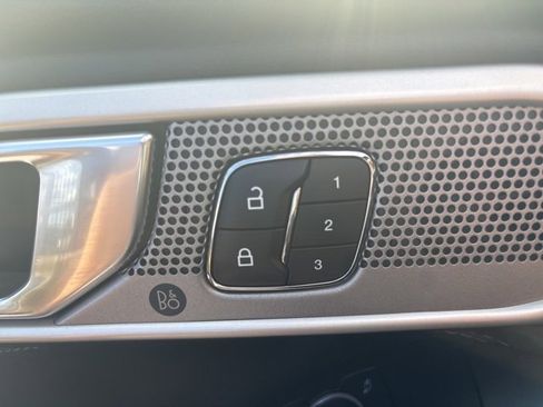 Used 2020 Ford Explorer Limited image 20