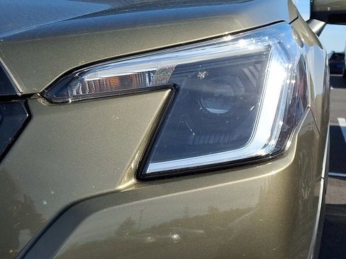 Certified 2023 Subaru Forester Premium AWD/4WD image 8