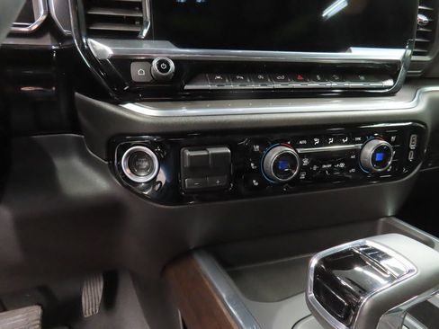 Used 2025 Chevrolet Silverado 1500 High Country w/ Midnight Edition image 63