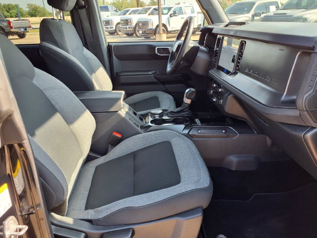 Used 2025 Ford Bronco Big Bend AWD/4WD image 28
