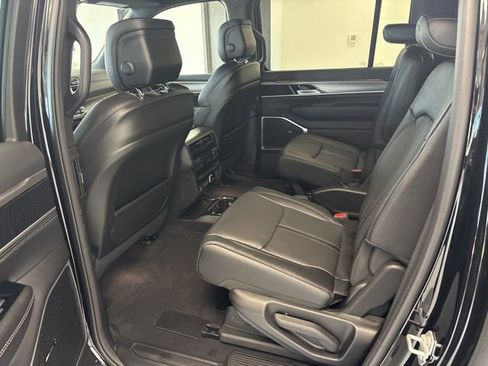 New 2026 Jeep Grand Wagoneer L Limited AWD/4WD image 20