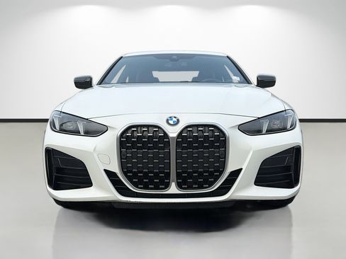 Used 2025 BMW 430i Coupe w/ M Sport Package image 8
