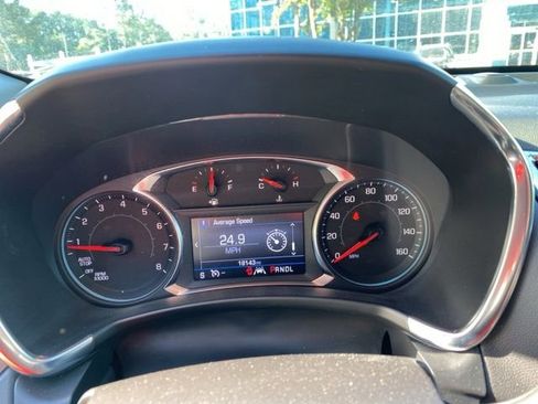 Used 2024 Chevrolet Equinox LT FWD image 11