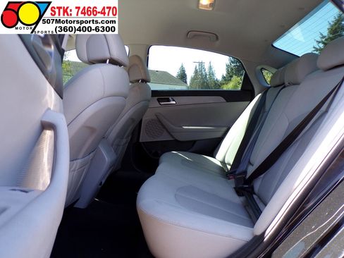 Used 2015 Hyundai Sonata SE image 13