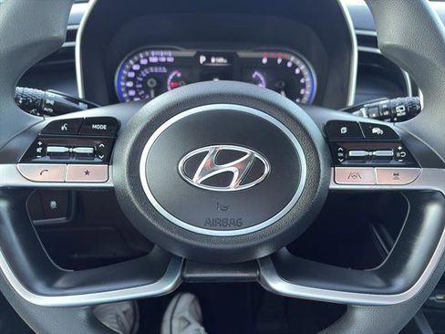 Used 2022 Hyundai Tucson SEL image 16