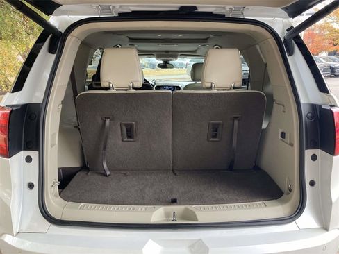 Used 2018 GMC Acadia Denali w/ Technology Package image 8