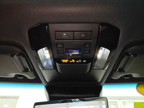 Used 2025 Toyota Land Cruiser w/ Premium Package image 33