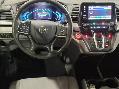 Used 2018 Honda Odyssey EX image 22