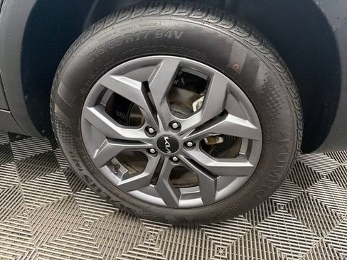 Certified 2024 Kia Seltos S FWD image 32