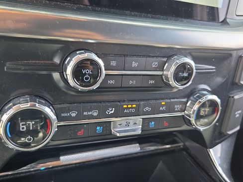 Used 2021 Ford F150 Lariat AWD/4WD image 19
