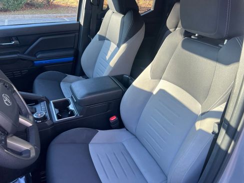 Used 2025 Nissan Altima 2.5 SR image 30