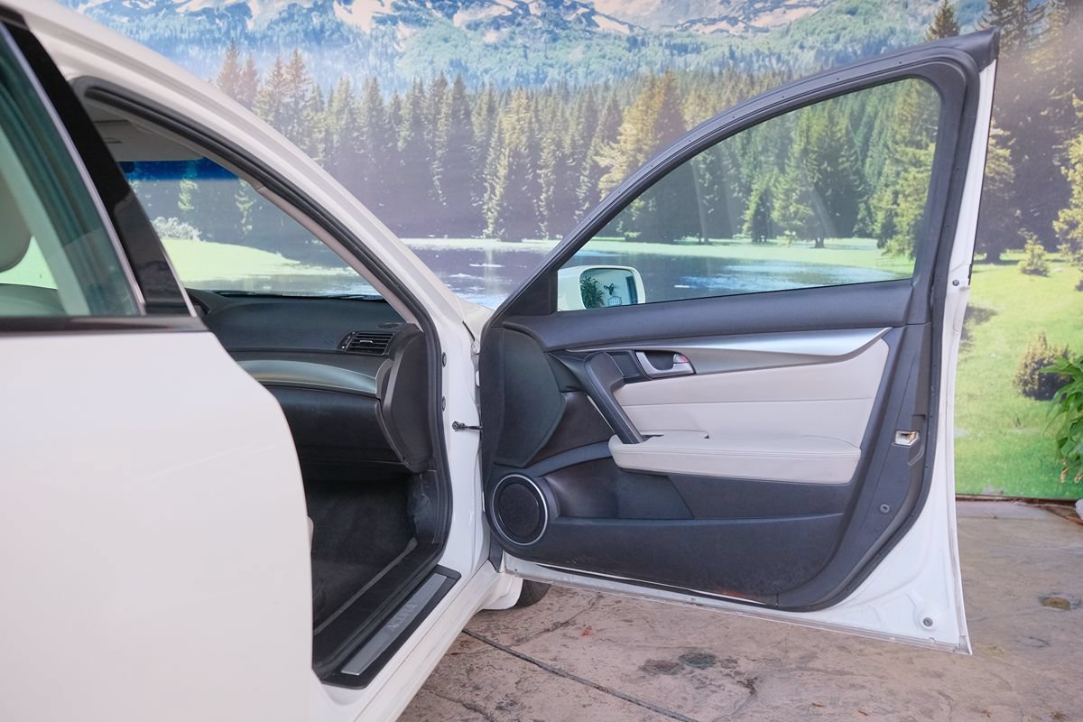 Used 2010 Acura TL w/ Technology Package AWD/4WD image 27