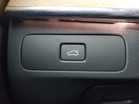 Certified 2023 Volvo XC90 B5 Plus w/ Protection Package Premier AWD/4WD image 36