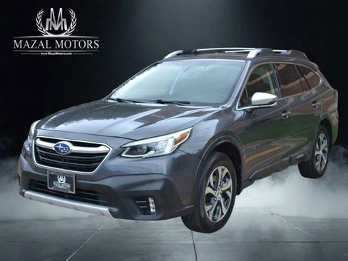 Used 2020 Subaru Outback Touring XT AWD/4WD image 3