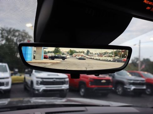 New 2026 Chevrolet Suburban Premier AWD/4WD image 20