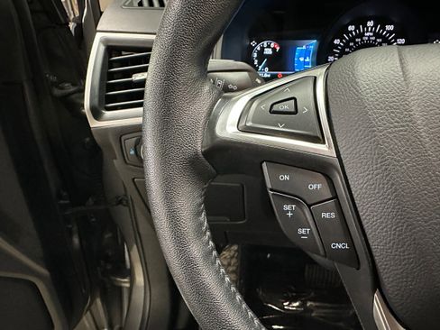 Certified 2024 Ford Edge SEL image 14