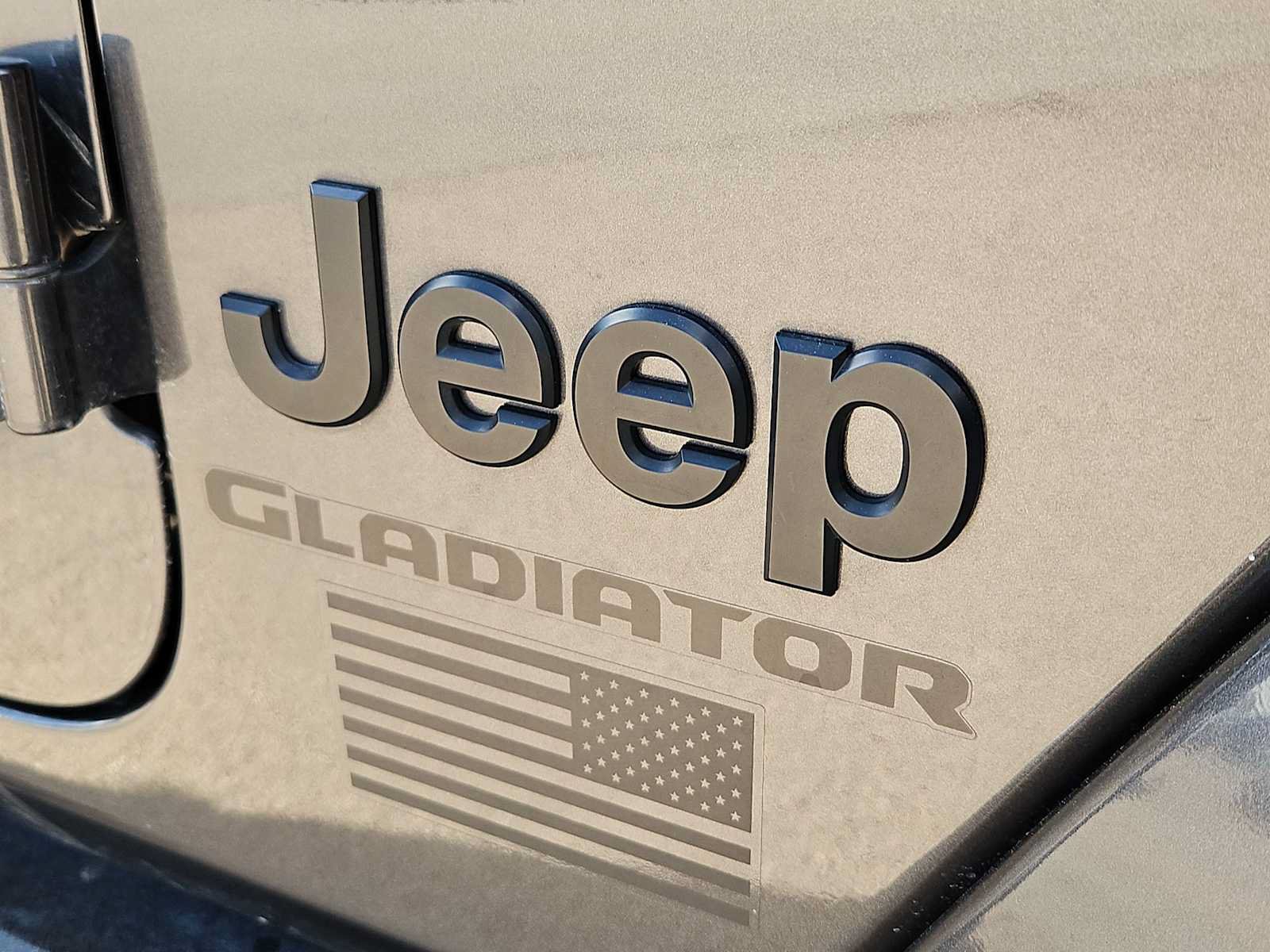 Used 2021 Jeep Gladiator Sport AWD/4WD image 11