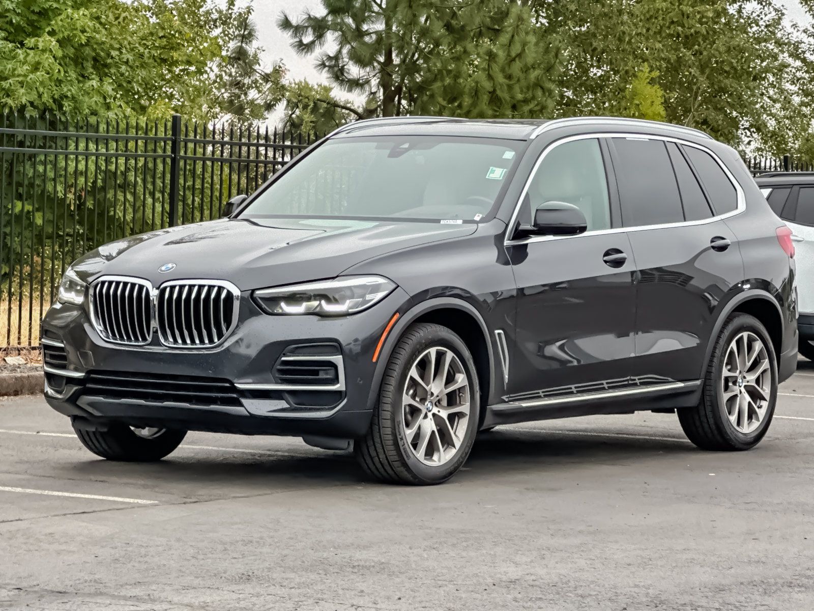 Used 2022 BMW X5 xDrive40i AWD/4WD image 7