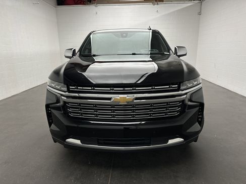 Used 2021 Chevrolet Tahoe Premier w/ Premium Package image 4