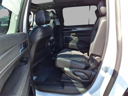 New 2026 Jeep Grand Wagoneer L 4WD image 27