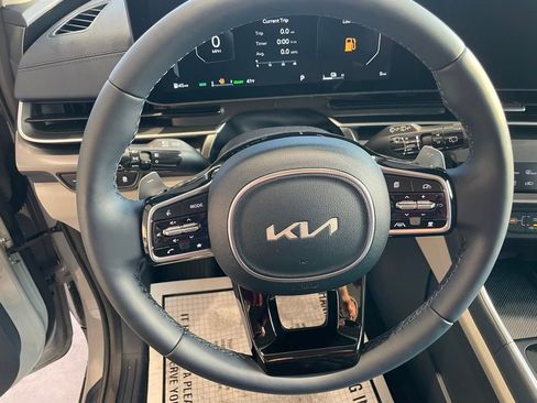 New 2026 Kia Carnival SX Prestige image 13