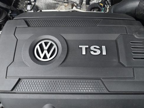 Used 2021 Volkswagen Atlas Cross Sport SE AWD/4WD image 31