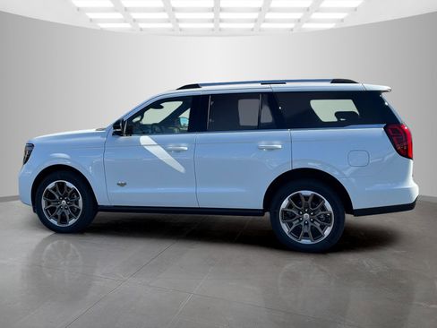 New 2026 Ford Expedition King Ranch image 15