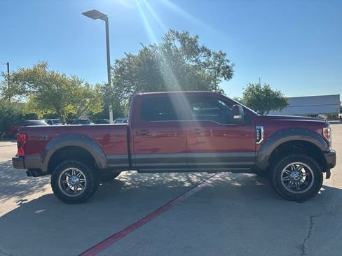 Used 2017 Ford F250 King Ranch w/ King Ranch Ultimate Package AWD/4WD image 4