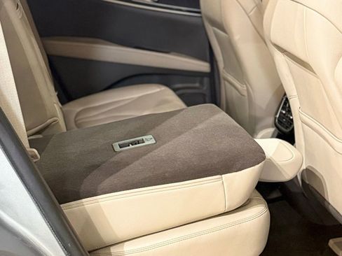 Used 2022 Lincoln Nautilus Standard image 58