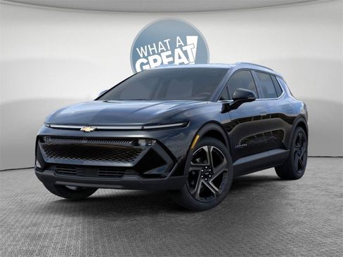 New 2026 Chevrolet Equinox EV LT w/ Convenience Package II image 8