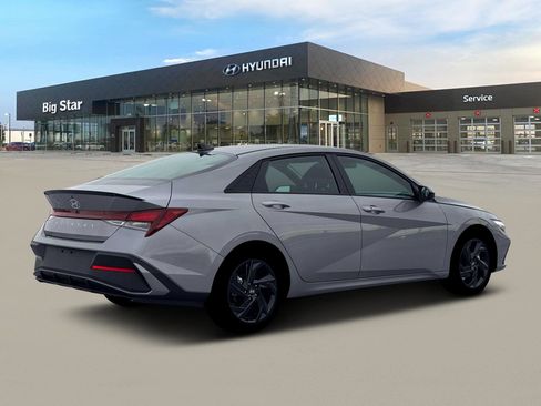 New 2026 Hyundai Elantra Sport image 8