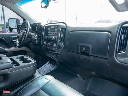 Used 2015 Chevrolet Silverado 1500 LT w/ LT Convenience Package AWD/4WD image 34