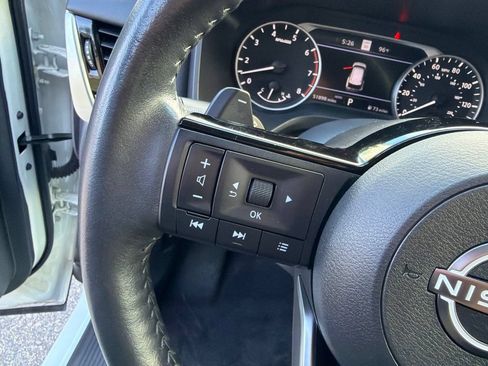 Used 2023 Nissan Rogue SL w/ SL Premium Package AWD/4WD image 16