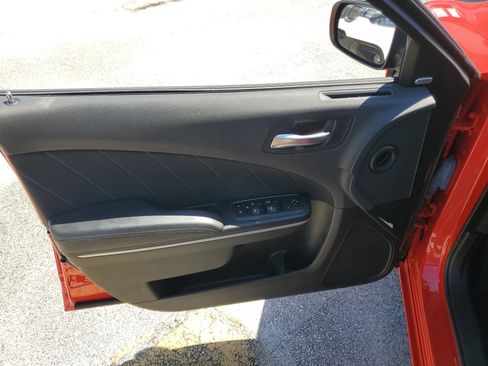 Used 2023 Dodge Charger SXT image 11