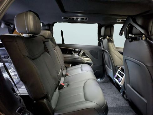 New 2026 Land Rover Range Rover Long Wheelbase SE AWD/4WD image 52