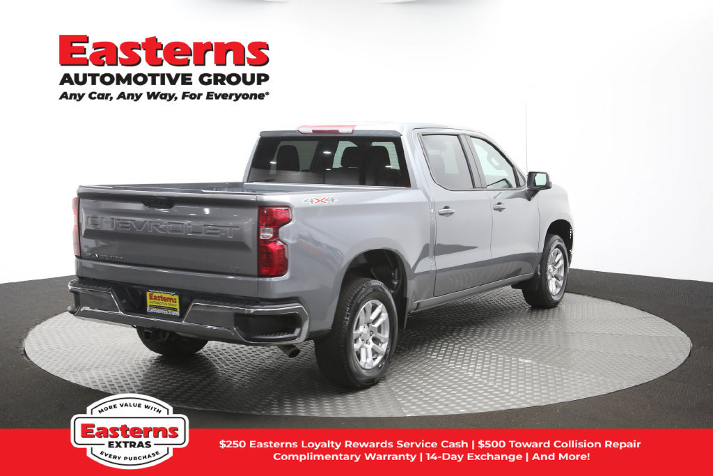Used 2023 Chevrolet Silverado 1500 LT AWD/4WD image 43