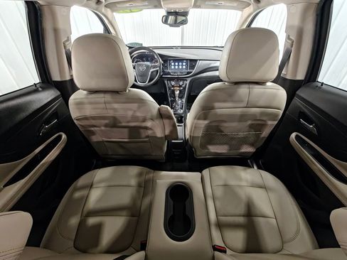 Used 2019 Buick Encore Essence w/ Experience Buick Package AWD/4WD image 28