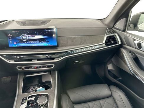 Used 2025 BMW X5 xDrive40i image 28