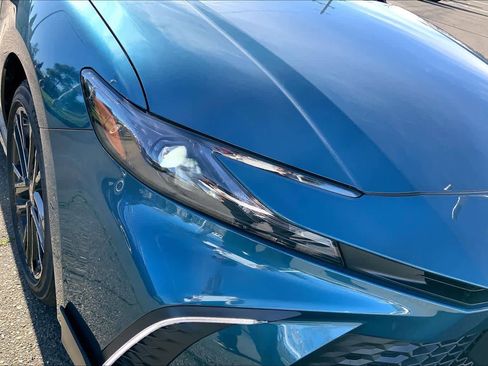 New 2026 Toyota Camry SE image 13