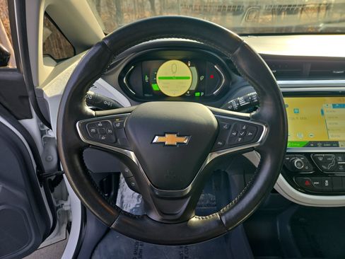 Used 2021 Chevrolet Bolt LT image 15