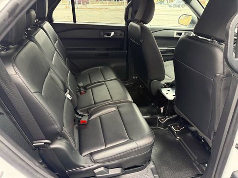 Used 2021 Ford Explorer 4WD Police Interceptor image 19