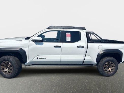 New 2025 Toyota Tacoma Trailhunter image 3