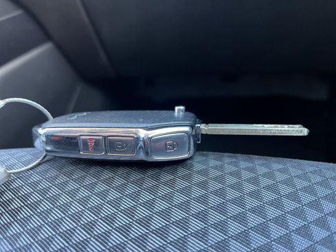 Used 2025 Kia Soul LX w/ LX Technology Package image 21