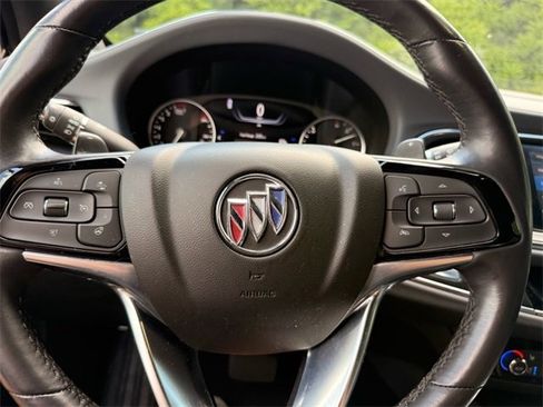 Used 2024 Buick Enclave Premium image 13