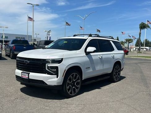 Used 2025 Chevrolet Tahoe RST w/ RST Capability Package AWD/4WD image 8