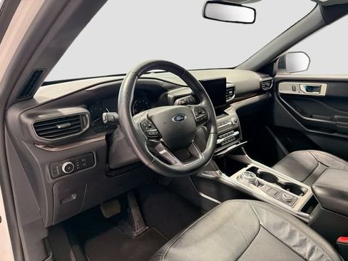 Used 2020 Ford Explorer Limited AWD/4WD image 9