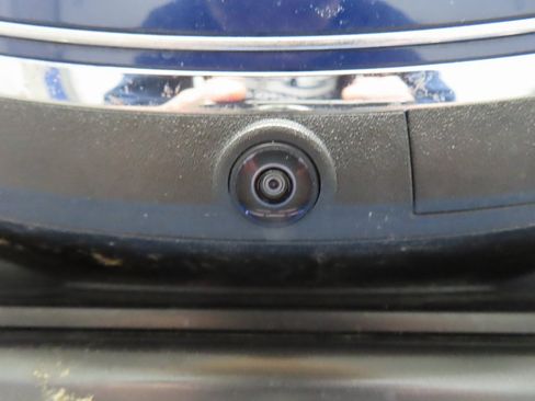 Used 2022 Ford F150 Lariat w/ Equipment Group 502A High image 44