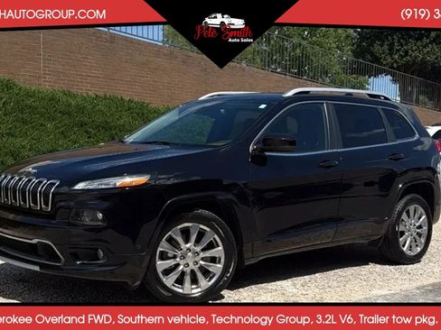 Used 2017 Jeep Cherokee Overland w/ Technology Group FWD image 1