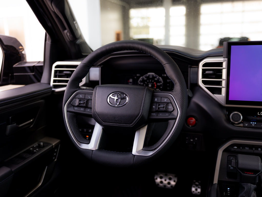 Used 2026 Toyota Tundra Platinum w/ TRD Off-Road Package AWD/4WD image 13