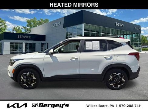 Certified 2025 Kia Seltos EX AWD/4WD image 10